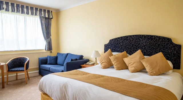 Номер Superior Tiverton Hotel Lounge & Venue