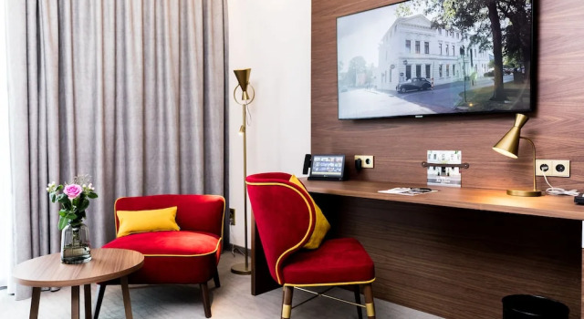 Двухместный номер Superior с балконом Hotel Am Schloss Aurich - Schlossresidenz