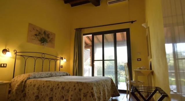 Il Gelsomino Bio Agriturismo, Забронировать Фермерский дом Отели Альберезе с парковкой, Парковка