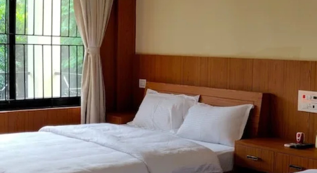 Коттедж Deluxe с балконом Rhino Land Jungle Lodge