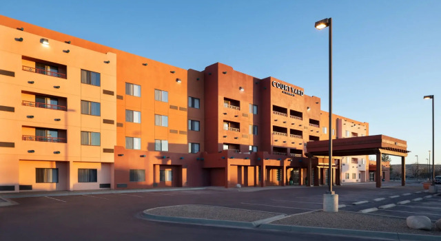 Courtyard Farmington, Varaa Hotelli Farmington New Mexico