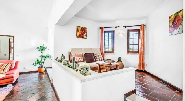 Villa Monte Galego, Book Villa Villaer i Guia, Villa