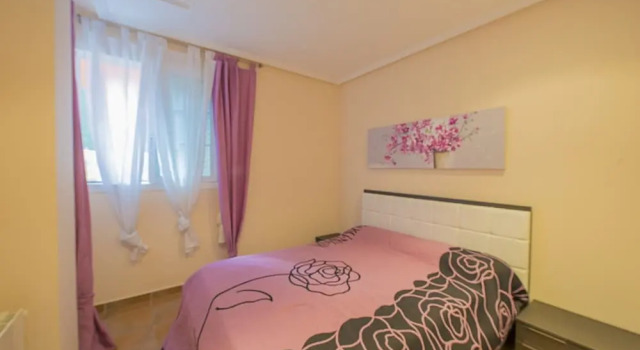 Bungalow - 3 Bedrooms with Pool and WiFi - 104996, Забронировать Отель Отели Кальпе с бассейном, Бассейн