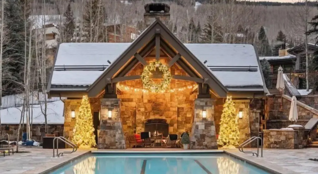 Luxury 1 Bedroom Residence at The Four Seasons, Vail, Забронировать Апартаменты/квартира Отели Вейл с парковкой, Парковка