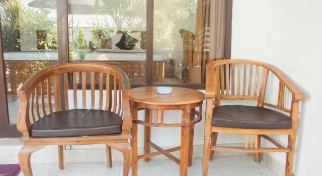 Pantai Bungalow Lembongan Island, Забронировать Отель Отели Лембонган с парковкой, рядом с Пляж Нуса Лембонган, Парковка