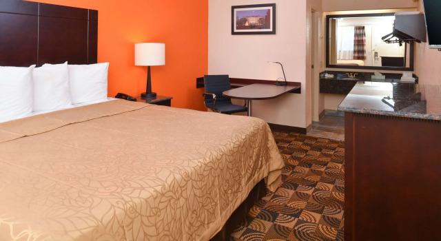 Номер Business Americas Best Value Inn Pittsburgh Airport