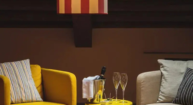 Suite 2 Schlafzimmer mit Bergblick Tenuta Borgo Santa Cecilia