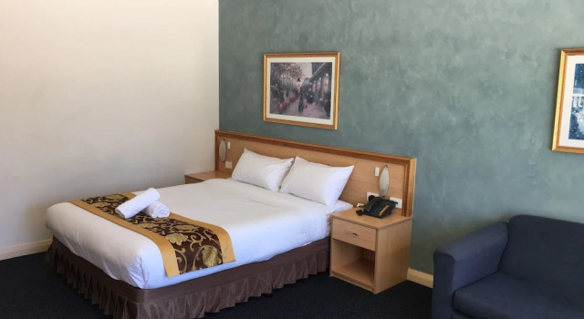 Номер Standard с балконом и с видом на озеро El Lago Waters Motel under Gobell Hotel