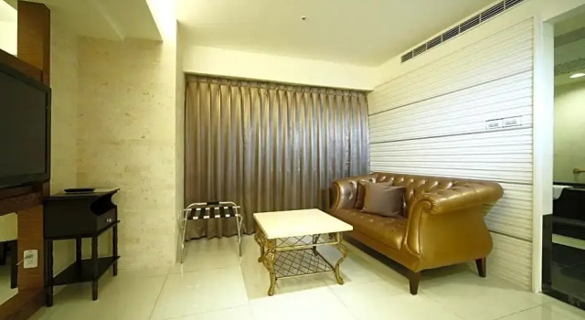 Люкс Nest Hotel