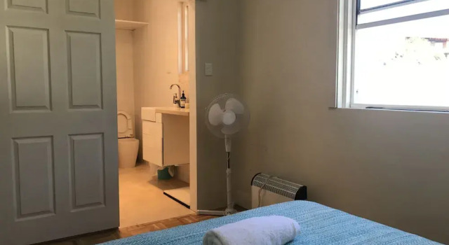 Beach House, Забронировать Апартаменты/квартира Отели Сиднея с парковкой, рядом с Пляж Фейри-Боуэр, Парковка