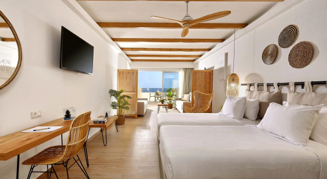 Семейный номер Superior с видом на море Blue Marine Resort and Spa Hotel