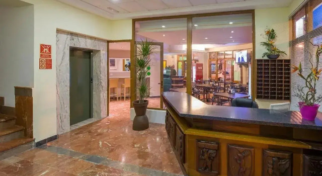 Hostal Alicante, Book Hotel Sant Antoni de Portmany 