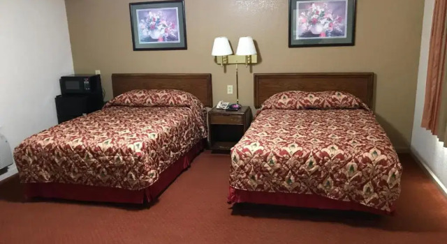 Двухместный номер Standard Travelers Inn