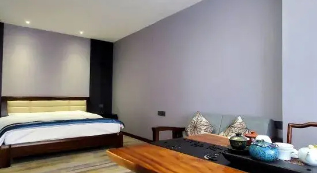 Люкс Deluxe Dandong Dihao Business Hotel (Yalujiang Broken Bridge)