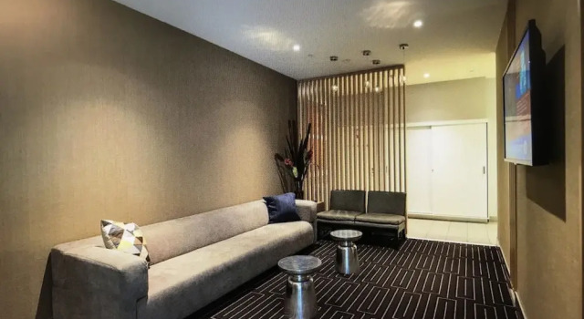 225 Melbourne Tower