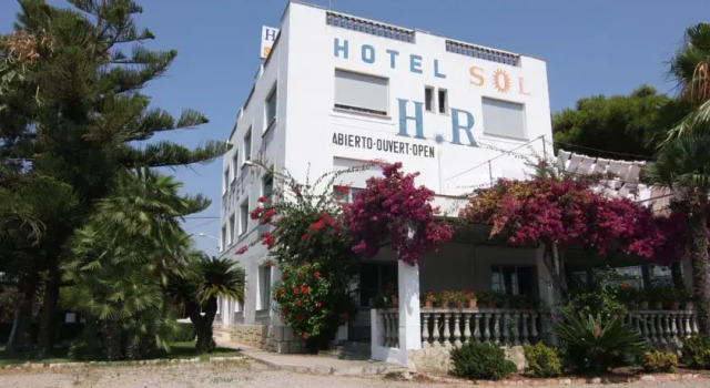Hotel Residencia Sol, Book Hotel Hotels in Azahar Coast with Parking, Parking