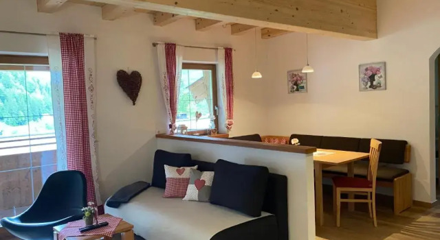Trixlhof, Book Bed and Breakfast Hoteller i Kitzbuhel med pool, Swimmingpool