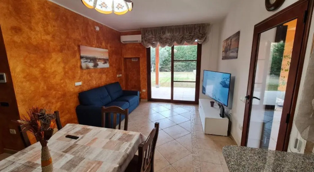 Villa Vivi. Piscina, idro, giardino e condizionatore, Забронировать Вилла Отели Куарту-Сант-Элена с бассейном, Бассейн