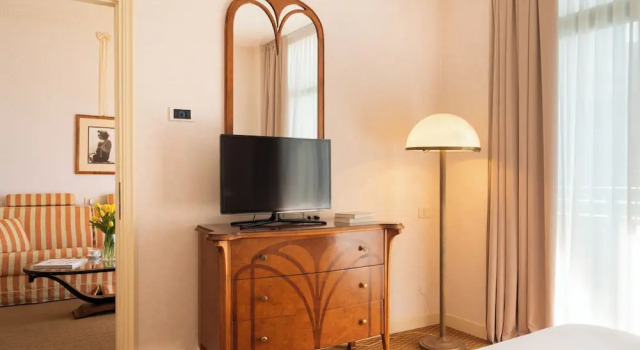 Полулюкс с балконом Grand Hotel Astoria