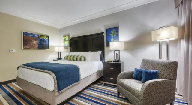 Номер Standard Cypress Bayou Casino Hotel