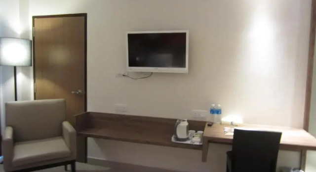 O podwyższonym standardzie dwuosobowy pokój D Hotel