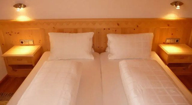 Gutwenger Ferienwohnungen & Almhütten, Rezervovat Hotel Hotely v Tyrolsko se snídaní, Snídaně