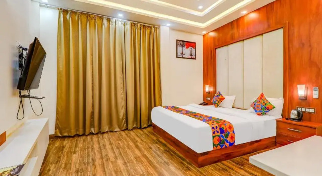 Люкс Fabhotel V Square