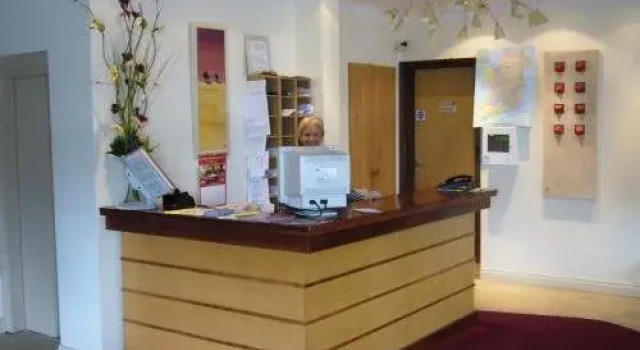 Hannon's Hotel, Book Hotel Roscommon Roscommon County