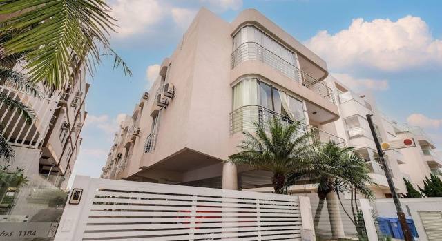 Apart Foot on Sand for Couples in Floripa Ida105