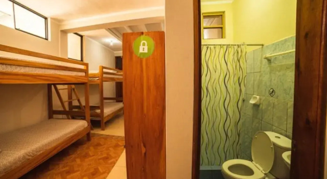 Кровать в общем номере El Mural Backpackers