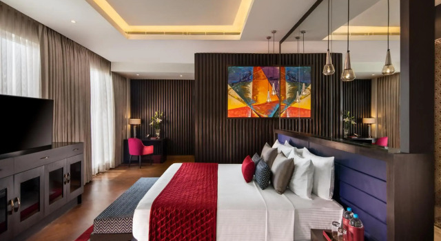 Sandal Suites by Lemon Tree Hotels, Забронировать Отель Нойда штат Уттар-Прадеш