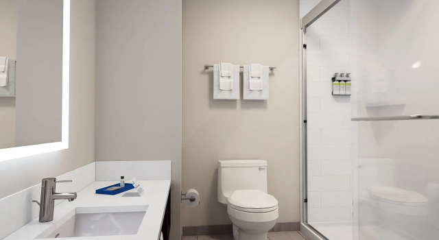 Четырёхместный номер Standard Holiday Inn Express & Suites - Lumberton by IHG