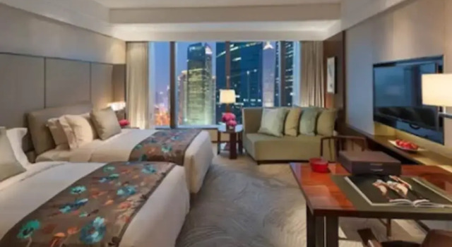 Двухместный номер клубный Mandarin Oriental Pudong, Shanghai