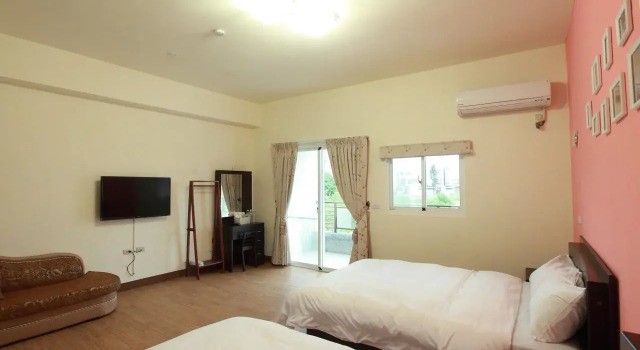 Dali Moonlight B&B