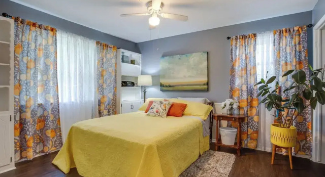 Norman Home w/ Yard, Walk to Park & OU Campus!, Buchen Sie Ferienhaus Cottages in Norman, Cottage