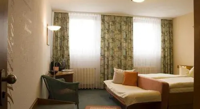 Logis Hotel Stadt Neustadt, Reserva ahora Hotel Neustadt an der Orla 