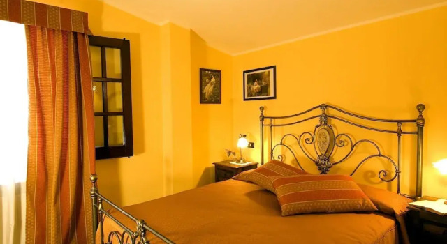 Luxurious Holiday Home in Collesano With Pool, Book Hotel Hotels in Sicily with a Pool, Swimming Pool