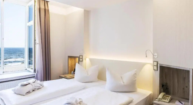 Двухместный номер Standard с видом на море SEETELHOTEL Strandhotel Atlantic das Boutiquehotel am Meer