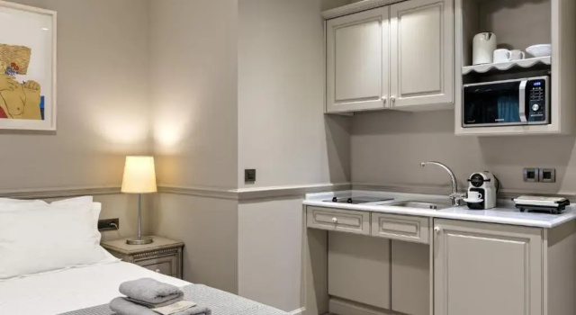 Студия Estia Boutique Apartments