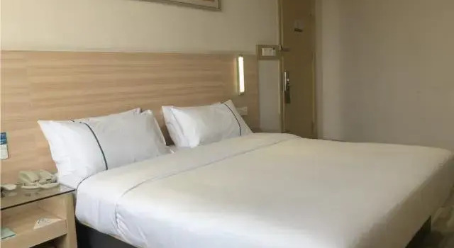 Люкс City Comfort Inn Wuhan Dongwu Avenue Light Rail Station