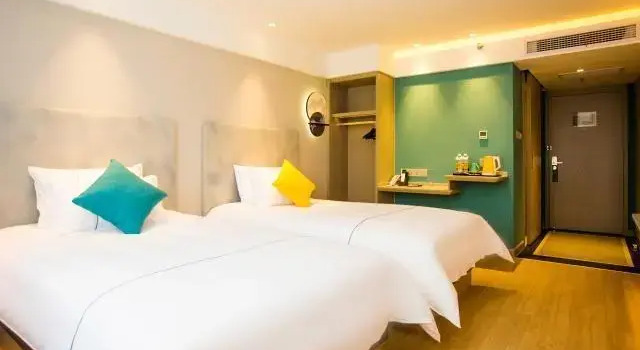 Magnotel Hotel·Shangqiu Minzhu Road High-speed Railway Station