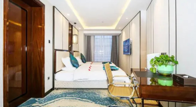 Люкс Zhangye Diamond Hotel