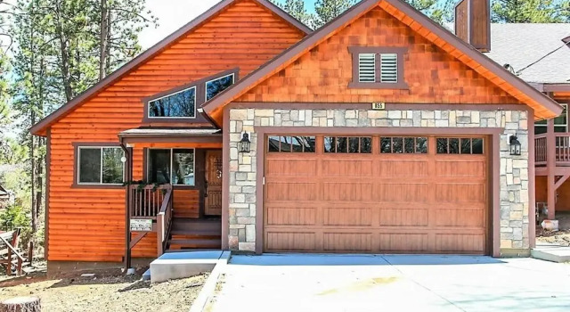 Alpine Chalet-1840 by Big Bear Vacations, Varaa Mökki Big Bear Lake USA