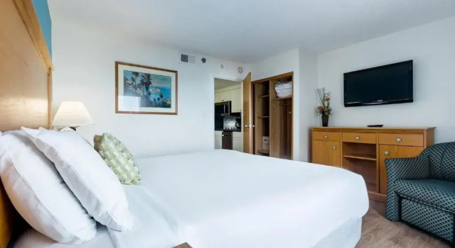 Люкс с 2 комнатами The Ocean Key Virginia Beach Resort