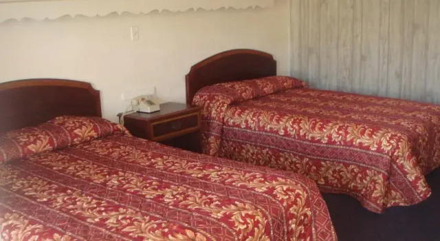 Economy Motel, Varaa Motelli Rockingham 