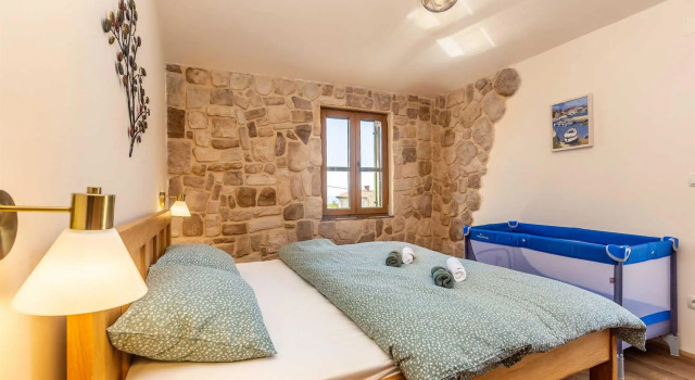 Rustic Villa Bellamare, Buchen Sie Villa Brzac Insel Krk