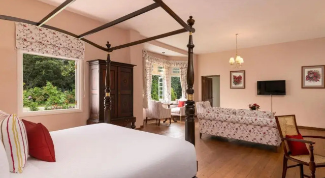 Люкс с красивым видом из окна Jetwing Broomfield Bungalow