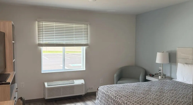 Люкс WoodSpring Suites Jackson Hub City