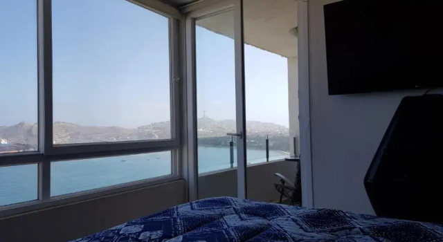 VERDADERA PRIMERA LINEA DE PLAYA PISO 16 - Team The Sunsets, Prenota Hotel Hotel a Coquimbo con piscina, Piscina