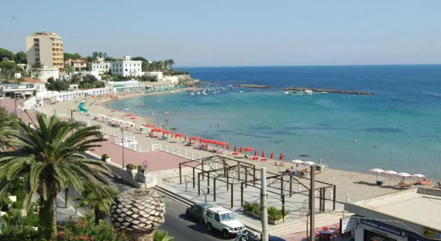 Трёхместный номер Standard с видом на море Villino Gregoraci Relais